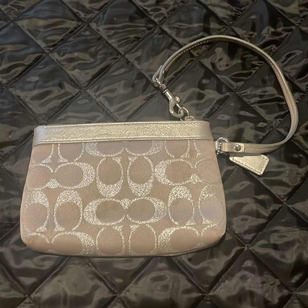 Coach Silver Wristlet 🩶